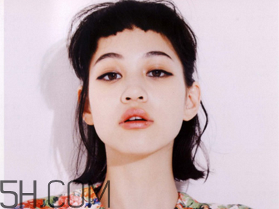 ysl�����ƹ�ں���ɫ yslʥ��������13��17�ĸ��ÿ�